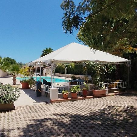 Вилла Casa Di Lu' Флоридия Экстерьер фото